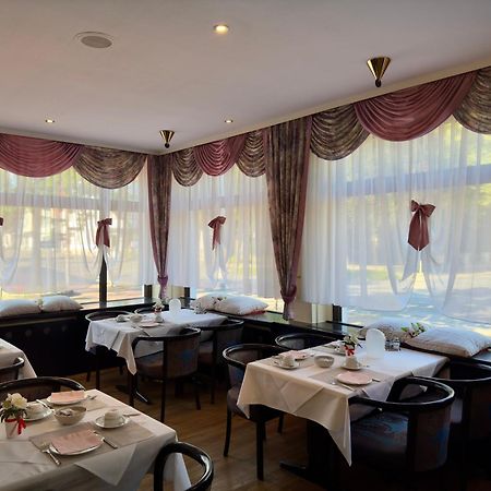 Hotel Zum Grafen Hallermunt Шпринге Экстерьер фото