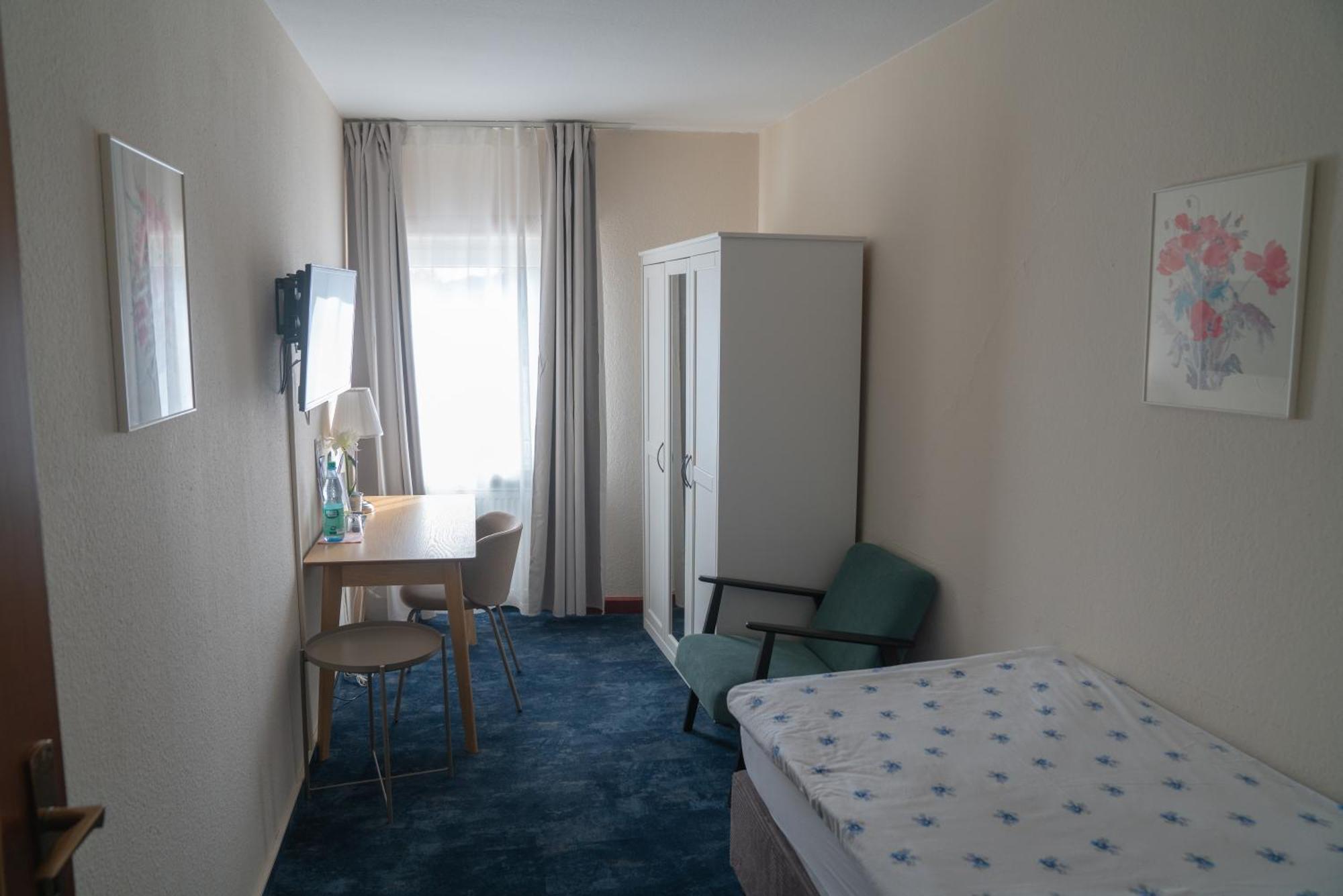 Hotel Zum Grafen Hallermunt Шпринге Экстерьер фото