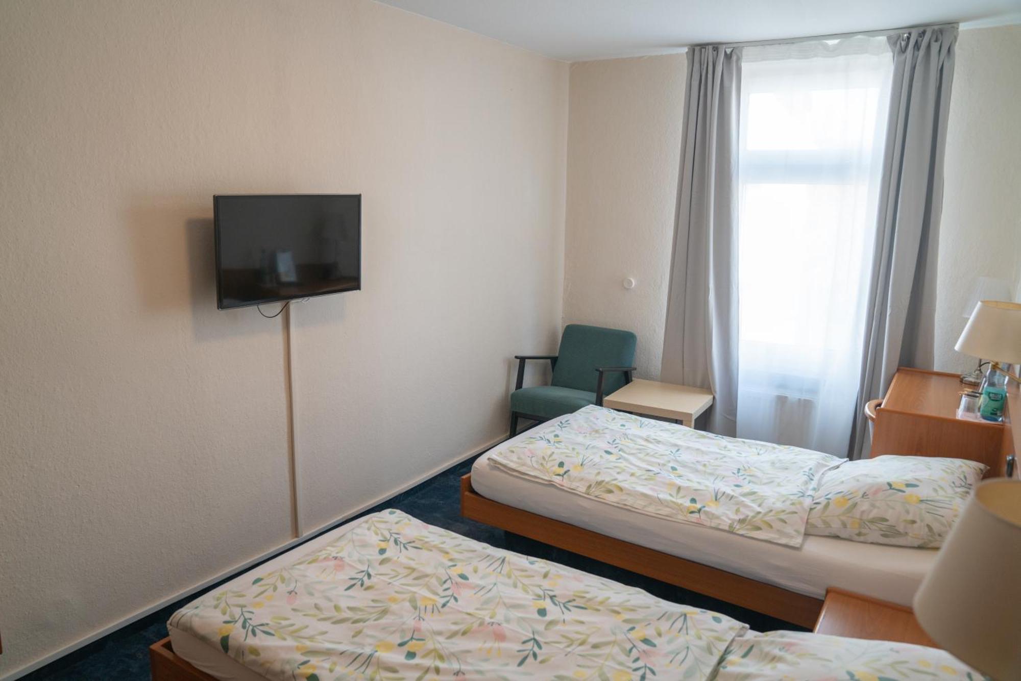 Hotel Zum Grafen Hallermunt Шпринге Экстерьер фото
